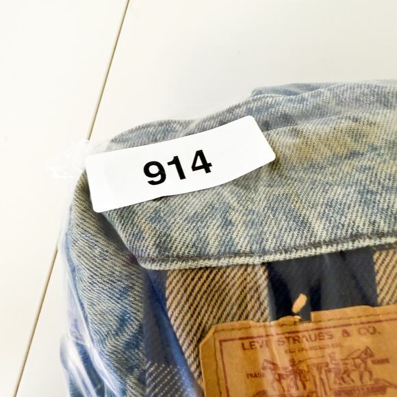 Vintage Levis 70411 Mens Lined Denim Trucker Jacker US Marine Corps Patch - 46 - Picture 14 of 14